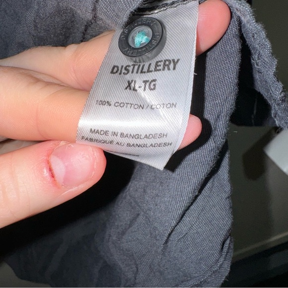 Men’s Distillery Brand Y2K Contrast Slight Grey Black Button Down Polo Size: XL - Picture 10 of 10